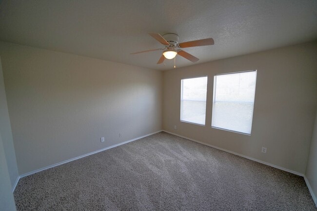 Building Photo - Charming 4-Bedroom, 2.5-Bathroom Home in C...