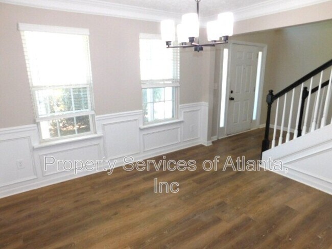 Building Photo - 1834 Stephens Pond View