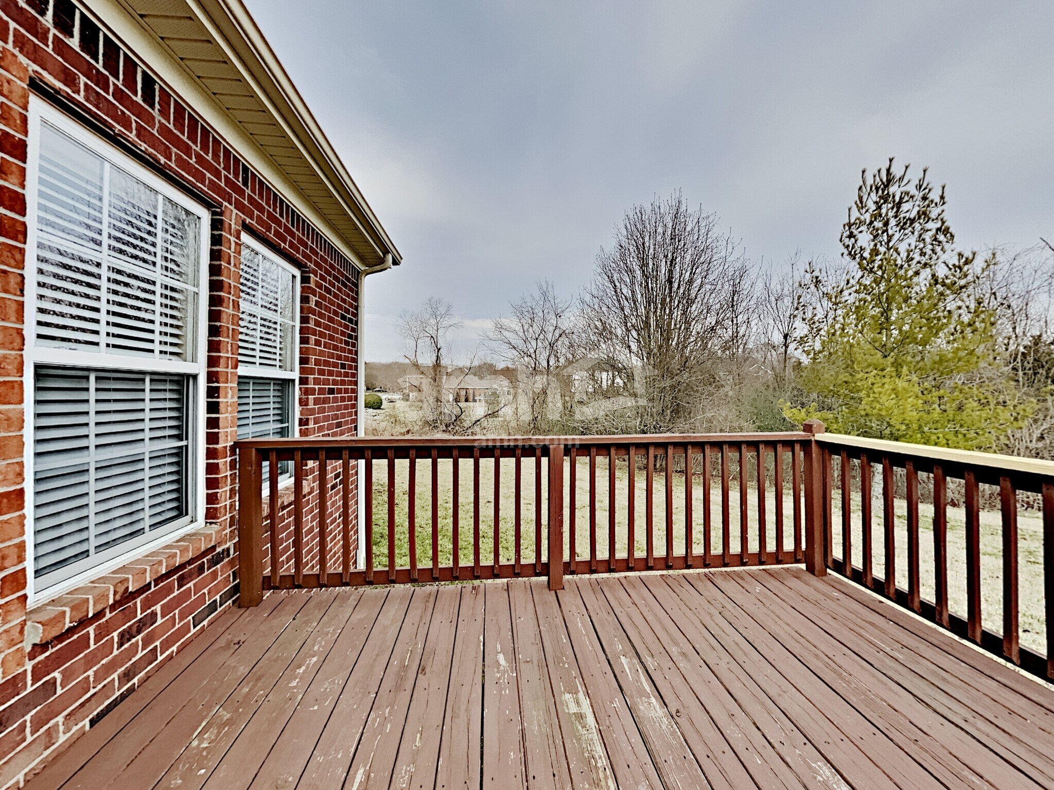 Building Photo - 1048 Oakhall Dr