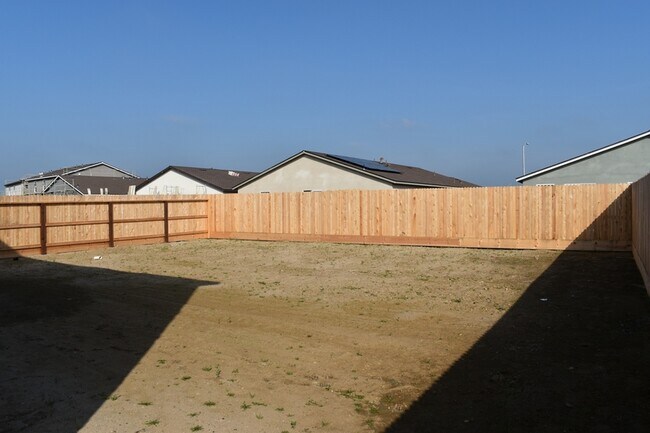 Building Photo - 4649 Jema Wy