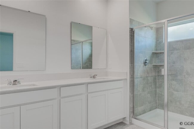 Building Photo - 3243 Laurent Lp