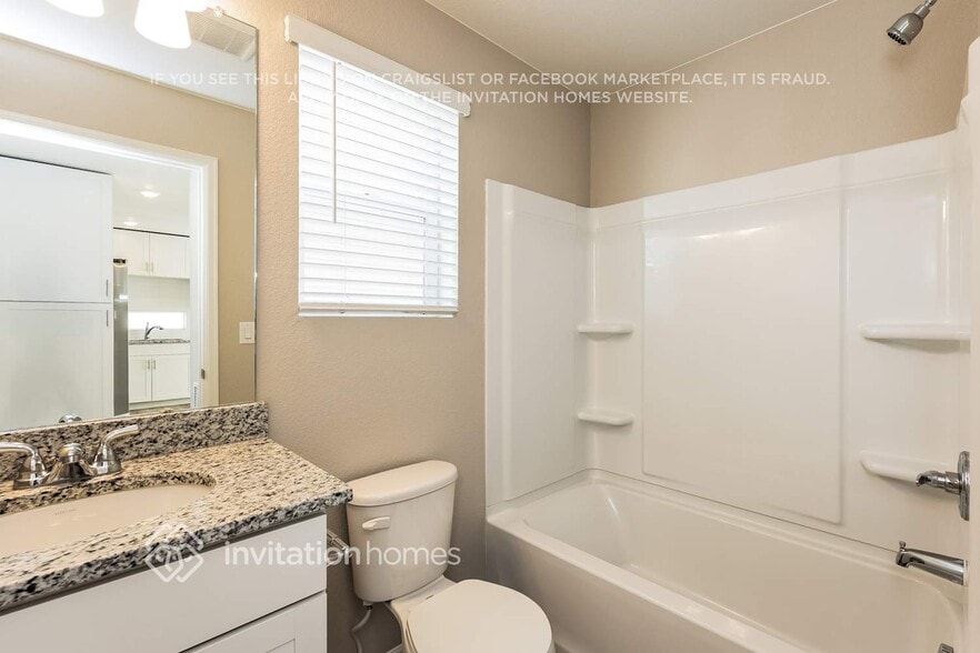 Building Photo - 9350 Oro City Loop