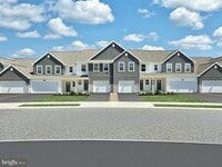 Building Photo - 7884 Briarwood Dr
