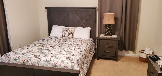 Building Photo - 2090 Cross Gate Blvd