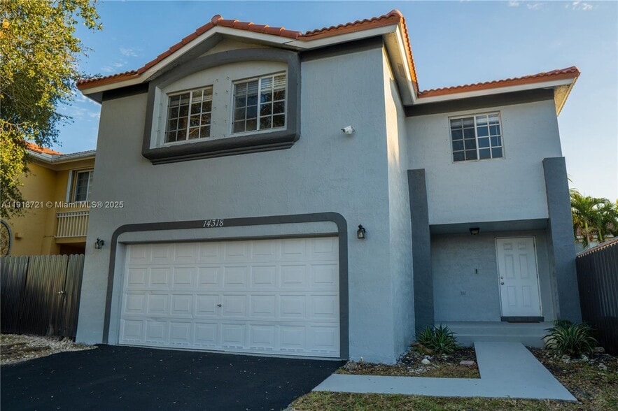 Building Photo - 14318 SW 176th Ter