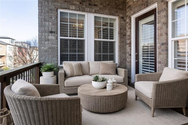 Building Photo - 3618 Brookleigh Ln NE