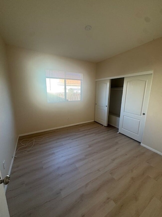 Building Photo - Beautiful Home Coming Soon!