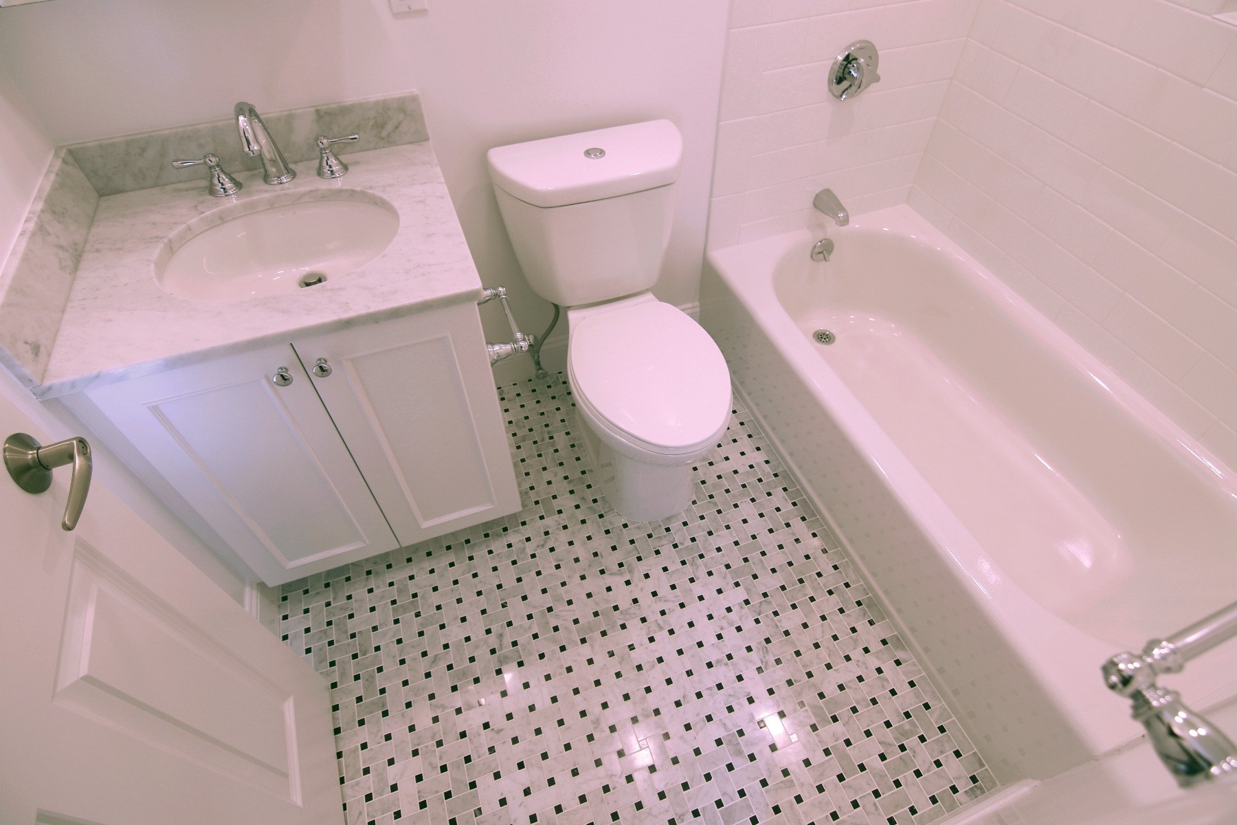 Building Photo - 15 Langdon St