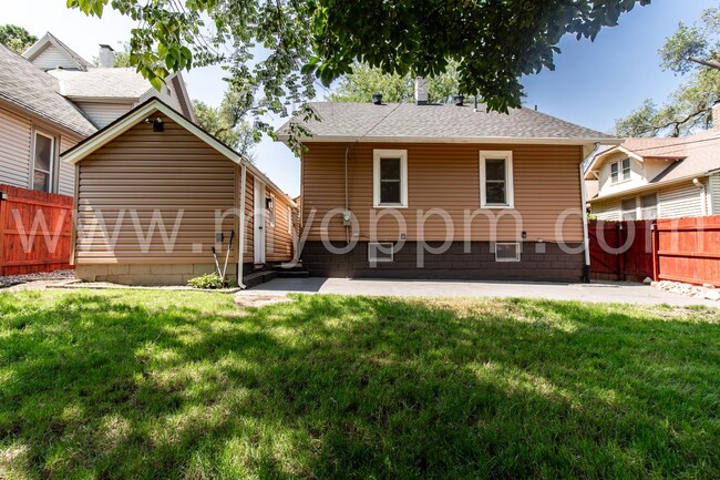 Building Photo - Completely Remodeled! 3 Bedroom / 3 Bathro...