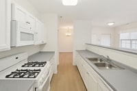 Building Photo - 1155 Mt Vernon Dr