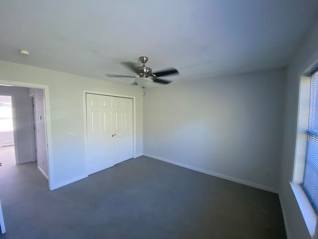 Building Photo - Beautiful Condo in Quiet Community in Manchester!