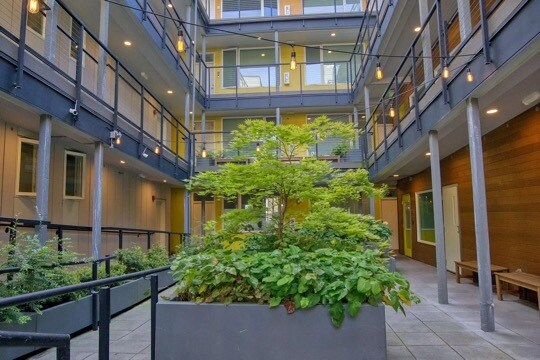 Building Photo - 121 12th Ave E