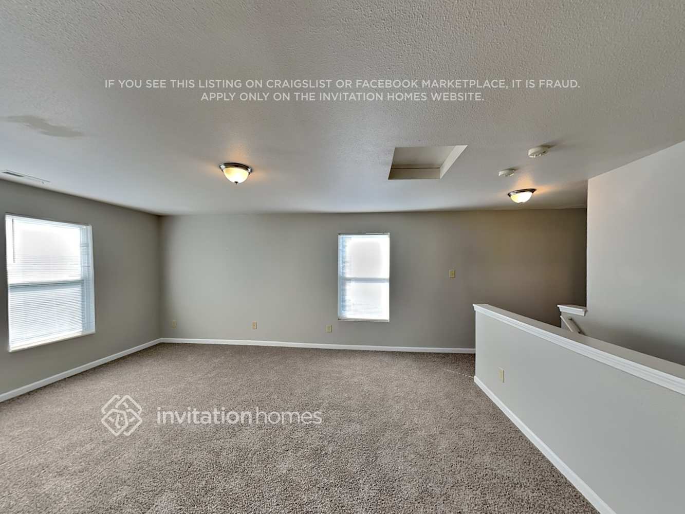 Building Photo - 952 Littleton Dr