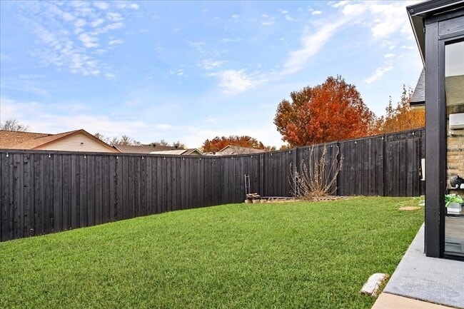 Building Photo - 1208 Kesser Dr