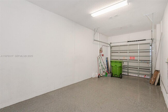 Building Photo - 152 SW 185th Way