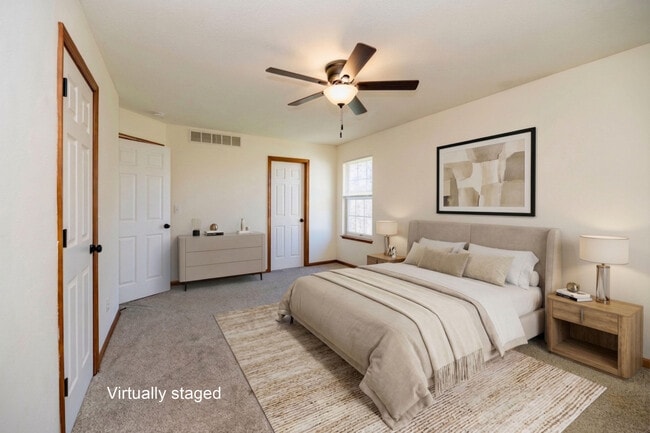 Building Photo - 13 Yorkshire Dr