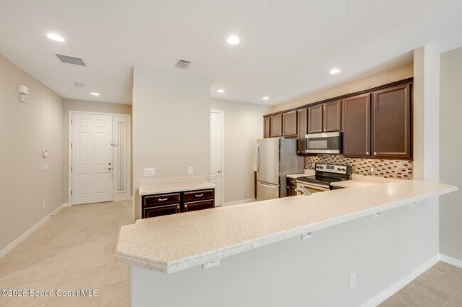 Building Photo - 5748 Tamarac Dr