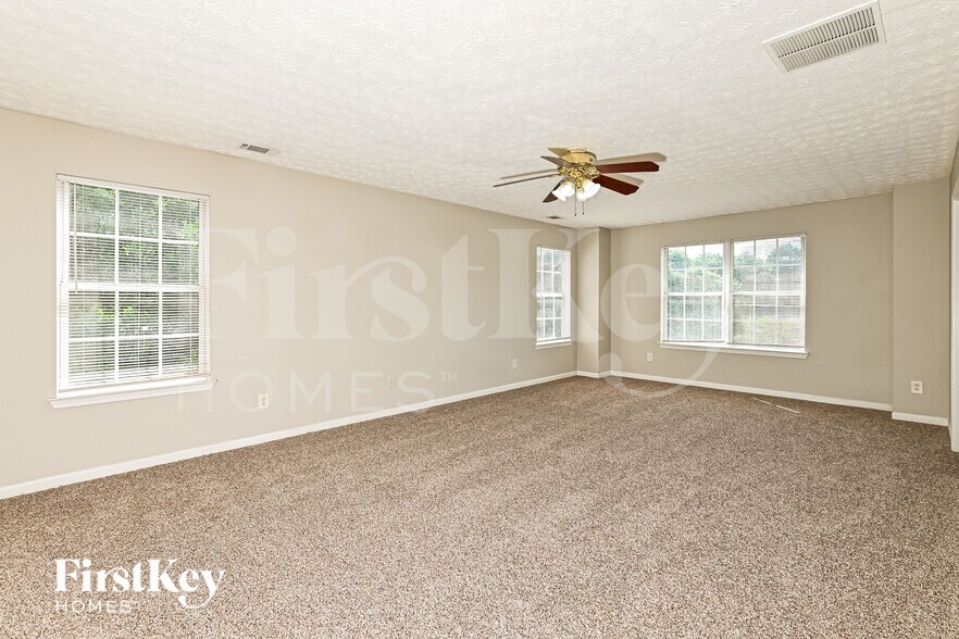 Building Photo - 3602 Coveside Ct