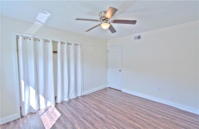Building Photo - 2385 Naples Trace Cir