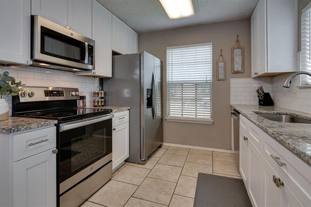 Building Photo - 6713 Windwillow Dr