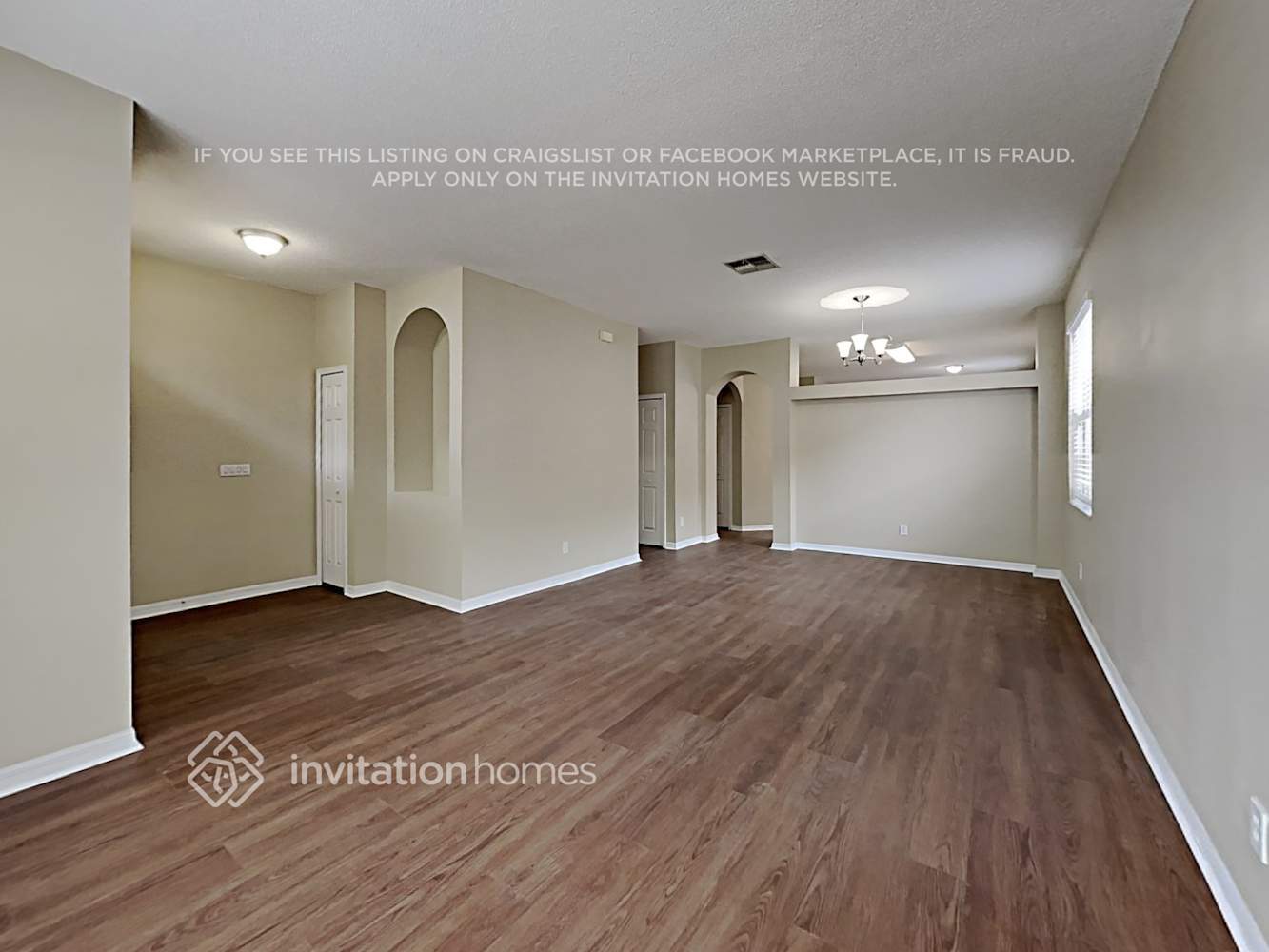 Building Photo - 13606 Hawkeye Dr