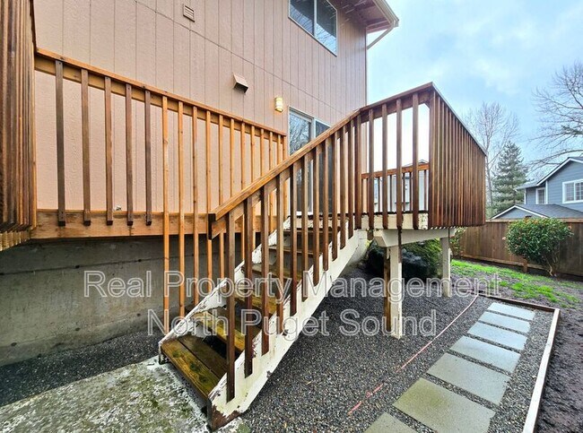 Building Photo - 8311 15th Pl NE