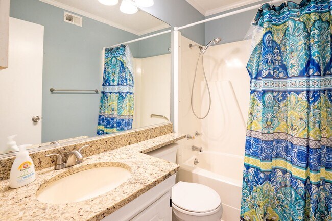 Building Photo - OCEANFRONT OFF-SEASON MONTHLY 2 BEDROOM NOW AVAILABLE