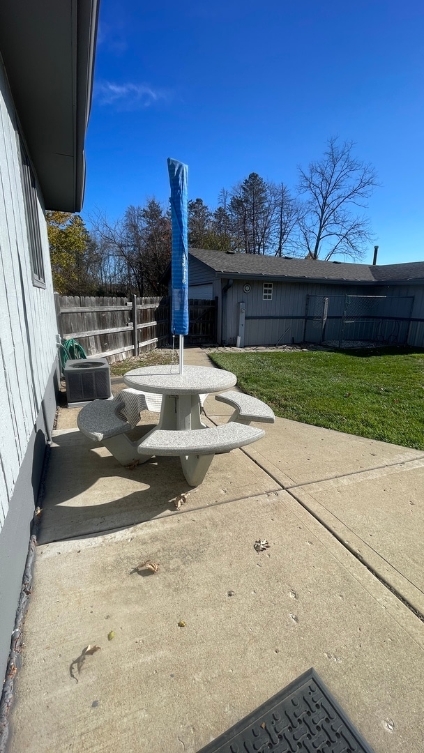 Building Photo - 26073 W Grand Ave