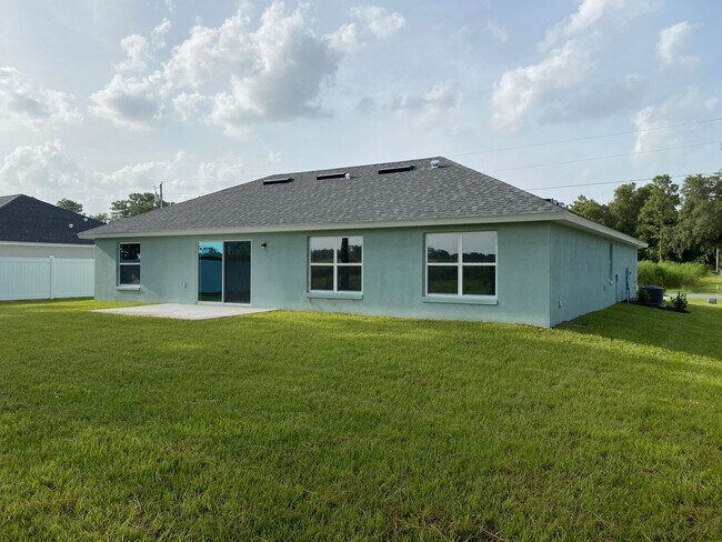 Building Photo - 5272 SW 129th Pl
