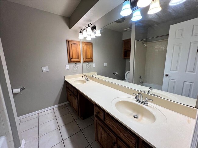 Building Photo - 1713 Rocky Mountain Way