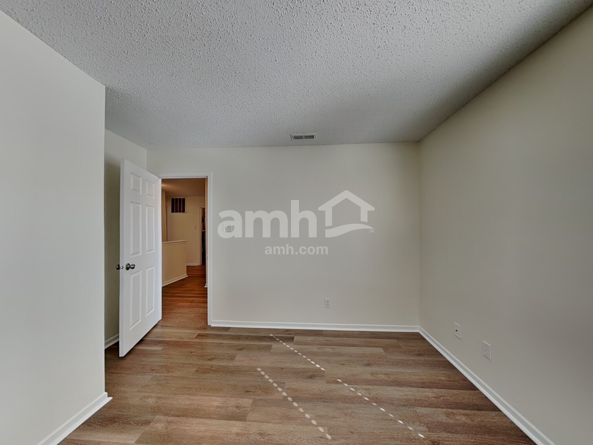 Building Photo - 10275 Holly Berry Cir