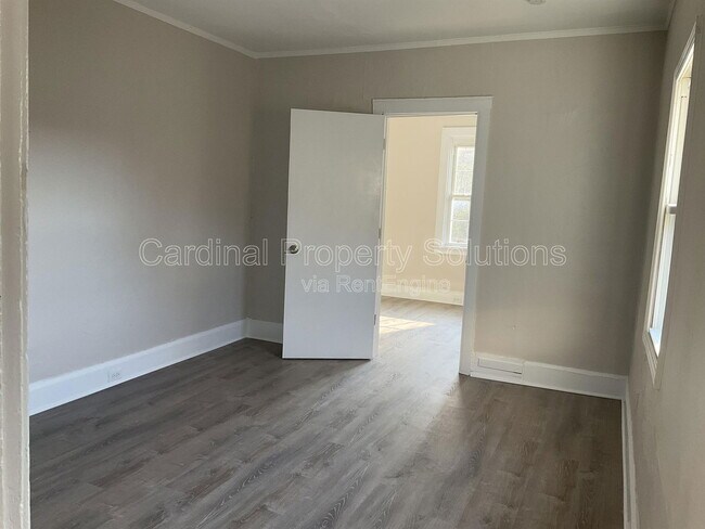 Building Photo - 130 Valencia St