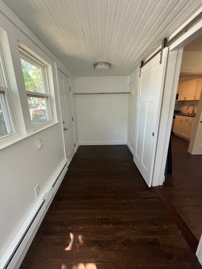 Closet / Porch - 4342 Jarboe St