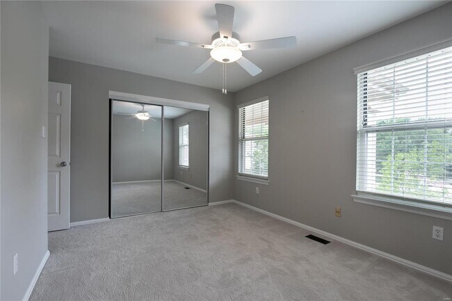 Building Photo - 15900 Eagles Landing Ct