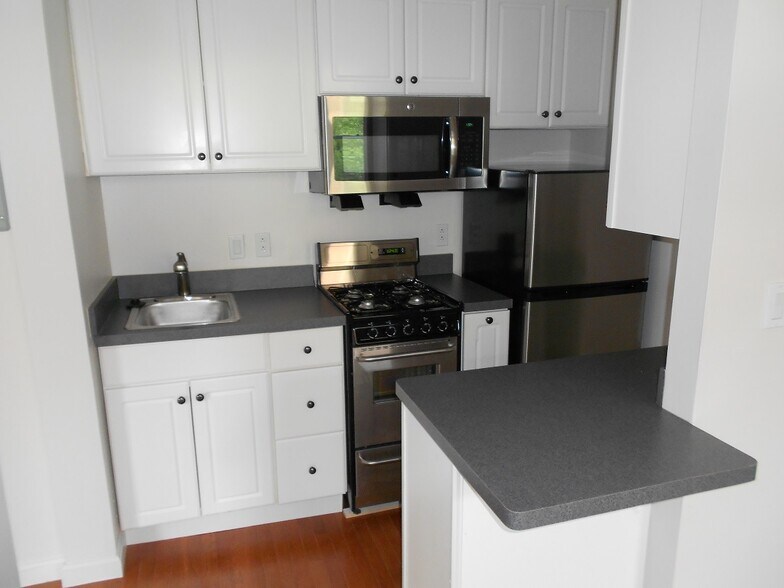 18-22 - 1 Haviland St