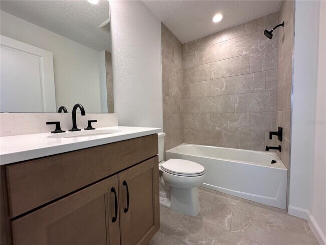Building Photo - 12899 Westhaven Oak Dr