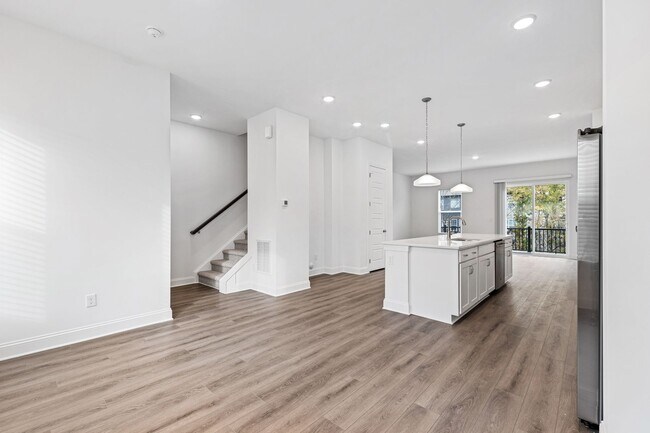 Building Photo - Stunning 4-Bedroom Home for Rent in Prime Cary Location!
