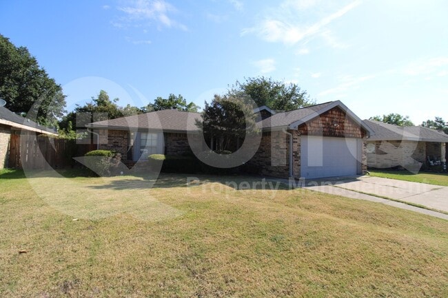 Primary Photo - 311 Lemon Dr