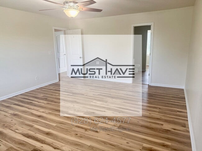 Building Photo - 15 Harvest Ridge Dr
