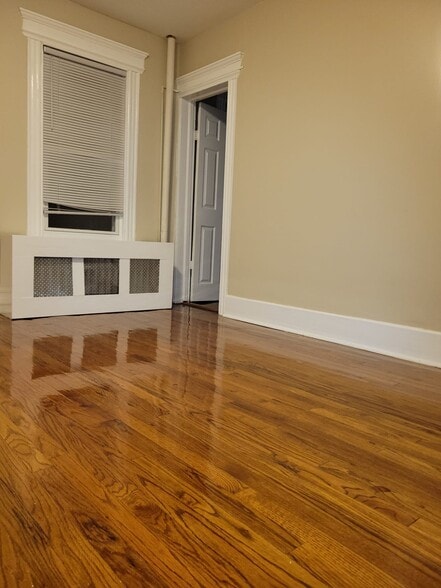 Building Photo - 378 Hawthorne St