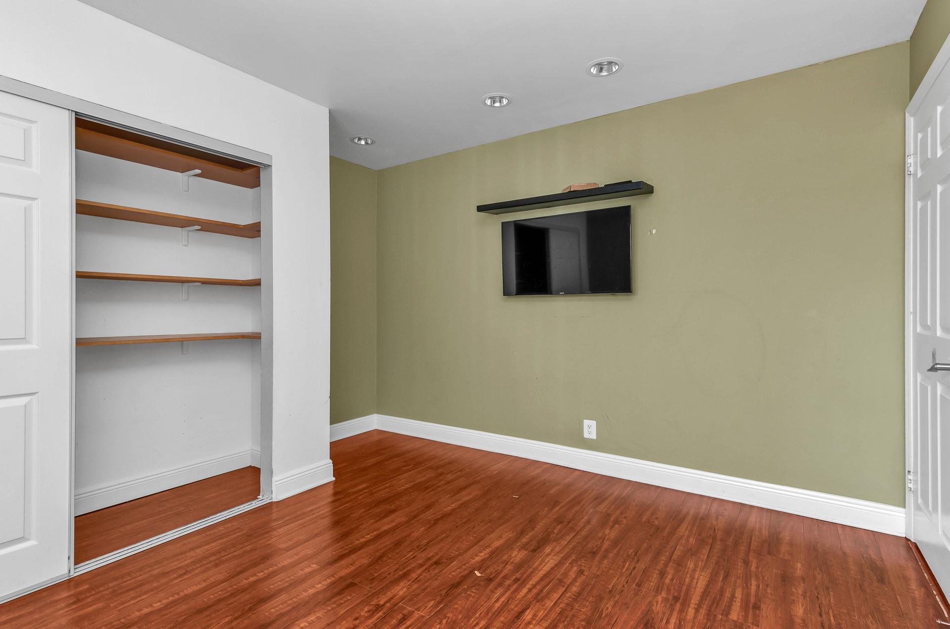 Building Photo - 5486 NW 44th Way