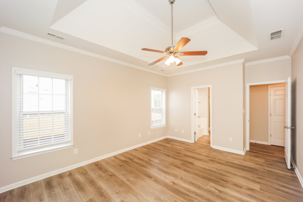 Building Photo - 54 Cottage Ln