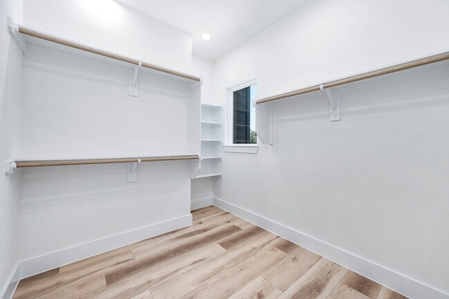 Building Photo - 3201 St Emanuel St