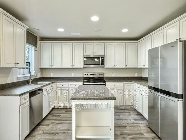 Building Photo - 1201 Wild Goose Trail
