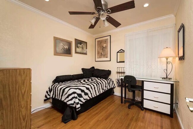 Building Photo - 101 Linden Ave