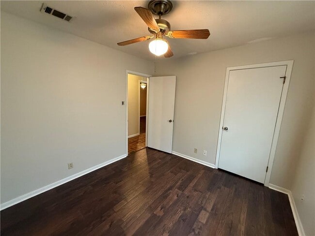 Building Photo - 5528 Cortez Dr