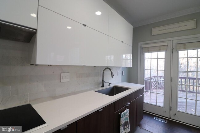 Building Photo - 13172 Ashnut Ln