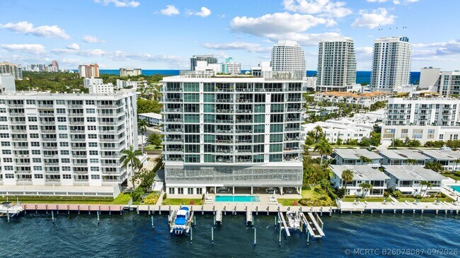Building Photo - 435 Bayshore Dr