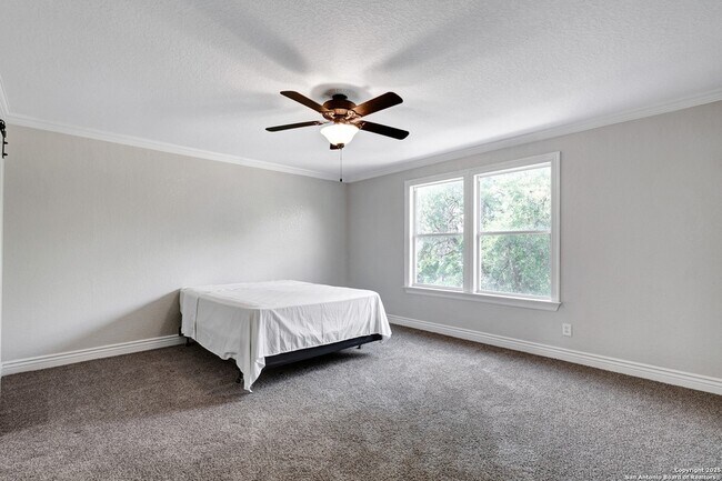 Building Photo - 10511 Cosmos Canyon