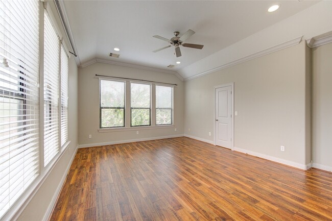 Building Photo - 1706 McDonald St